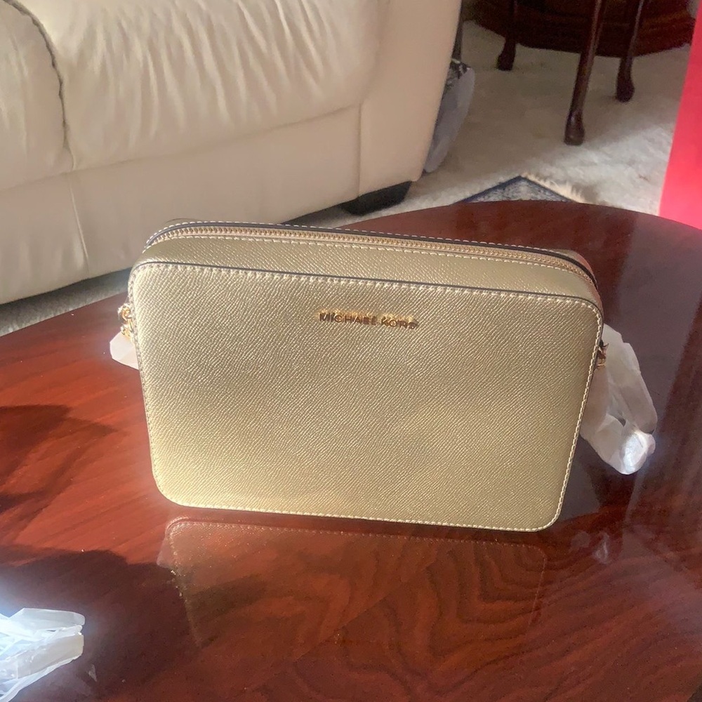 Michael kross cross body